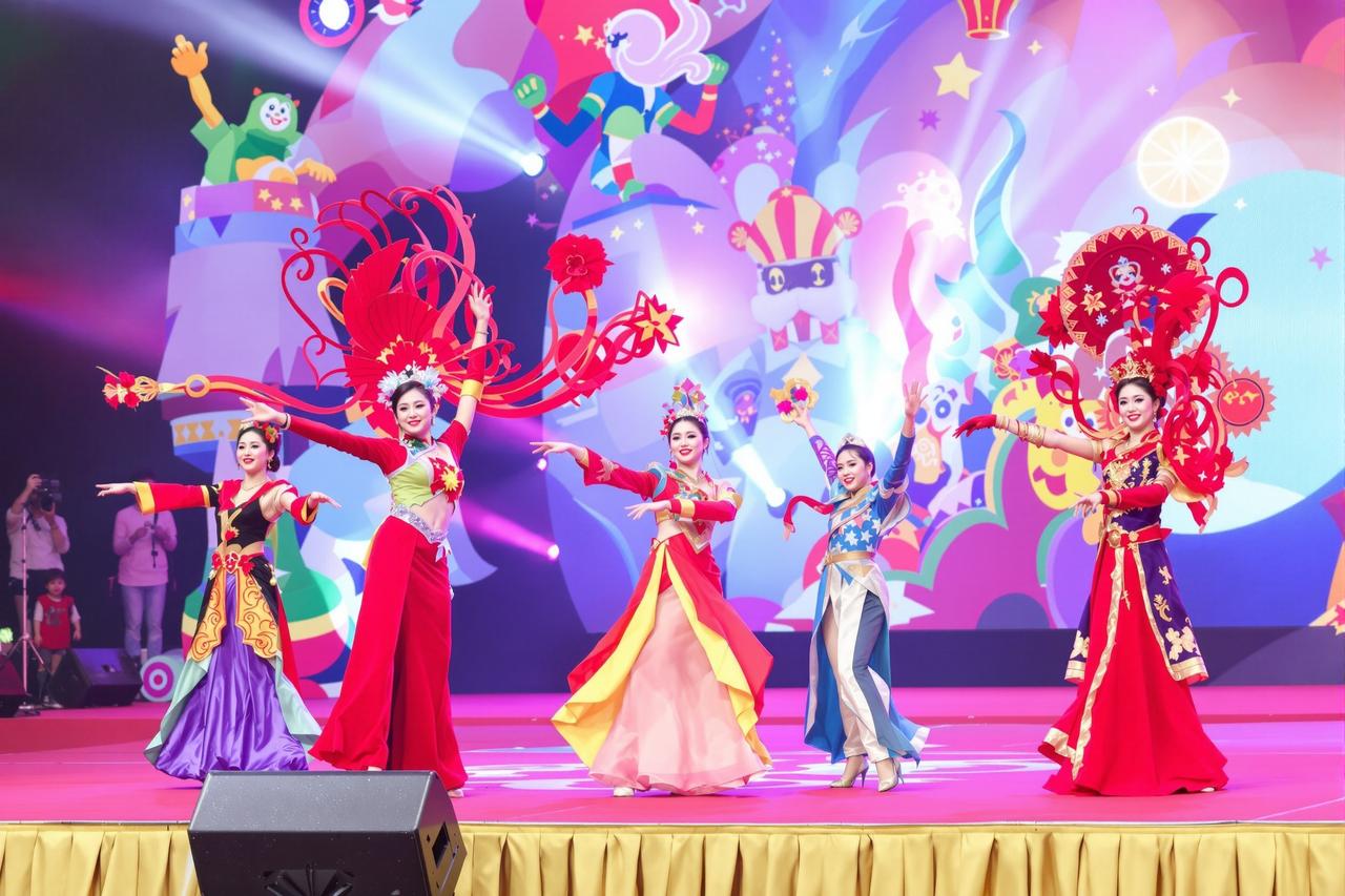 五月丁香影院2026年度影迷嘉年华