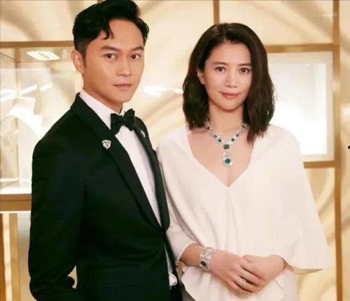 我在娱乐圈靠吃瓜爆红了,娱乐圈红人崛起记